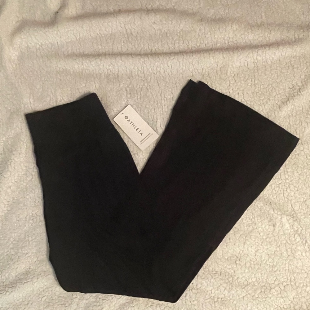 Athleta Flare Ribbed Yoga Pant - Size L - NEW